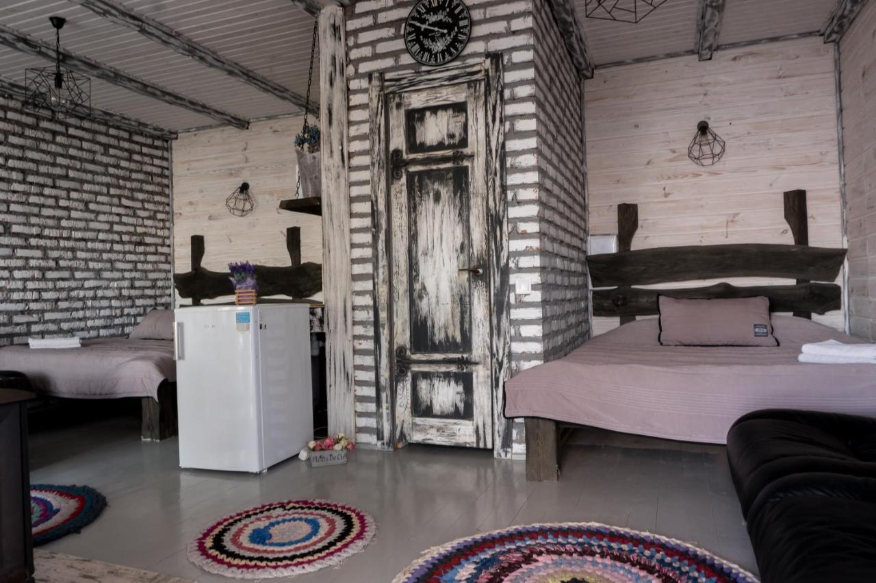 Chervona Kalyna Cottage Odesa Exterior foto