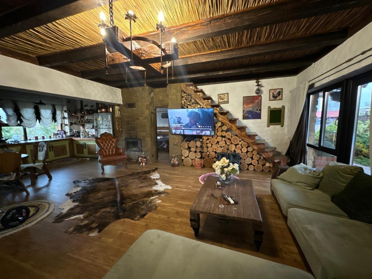 Chervona Kalyna Cottage Odesa Exterior foto